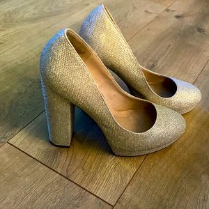 Beautiful gold heeled shoes